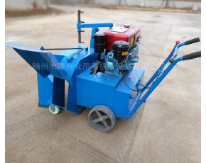 自走式柴油拌料機(jī)